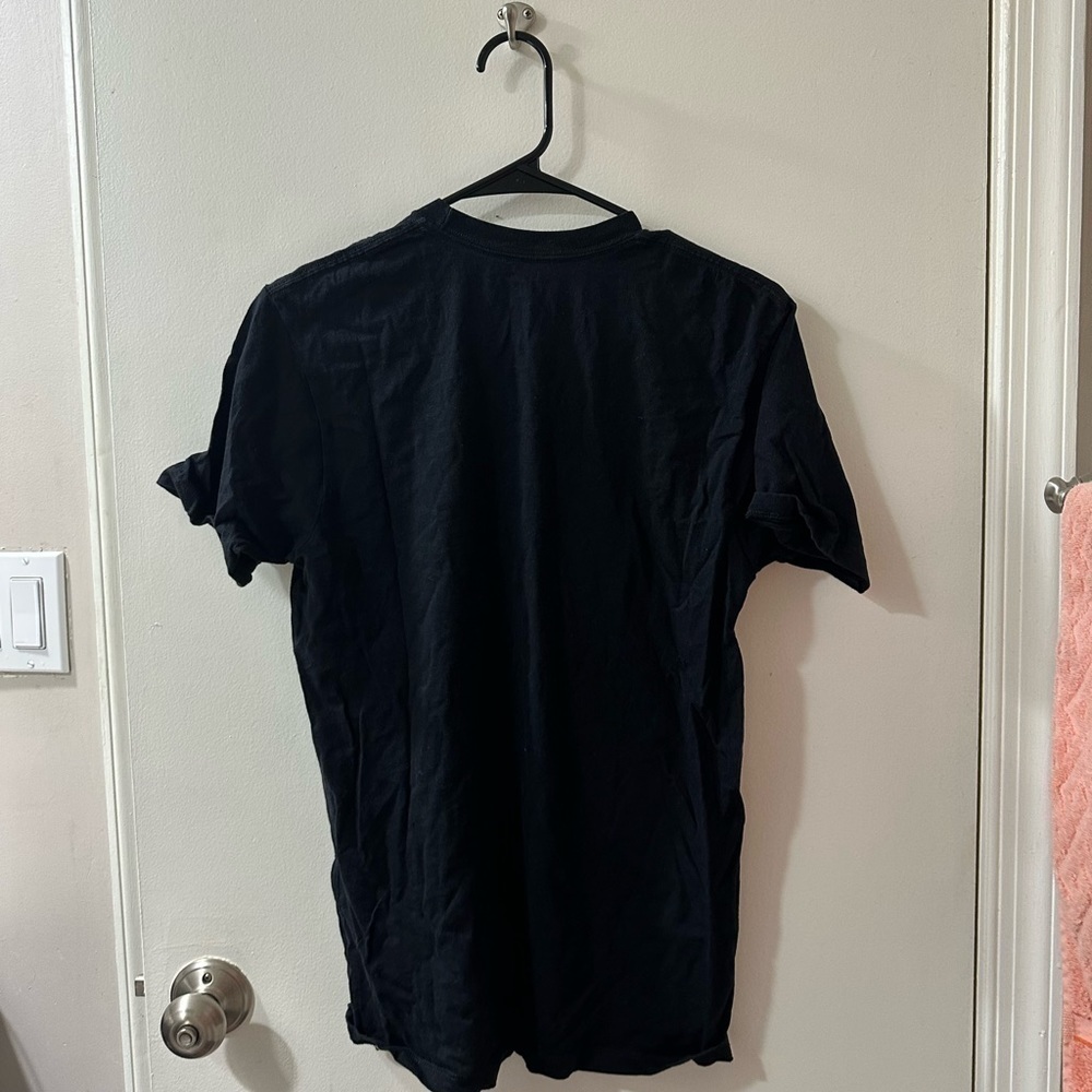 Black Matter by Goodie Two Sleeve Men Medium
Black Snail Tshirt Deadstock - Picture 4 of 5